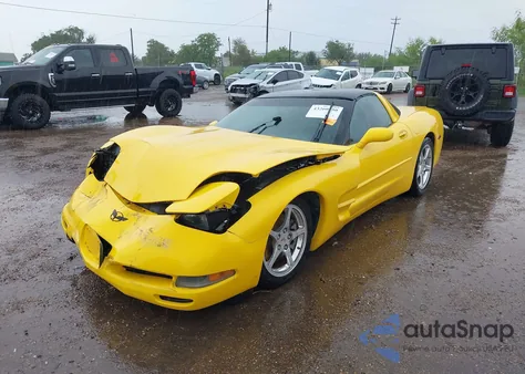 2004 Chevrolet Corvette из США, поврежденный, VIN 1G1YY22G945102061